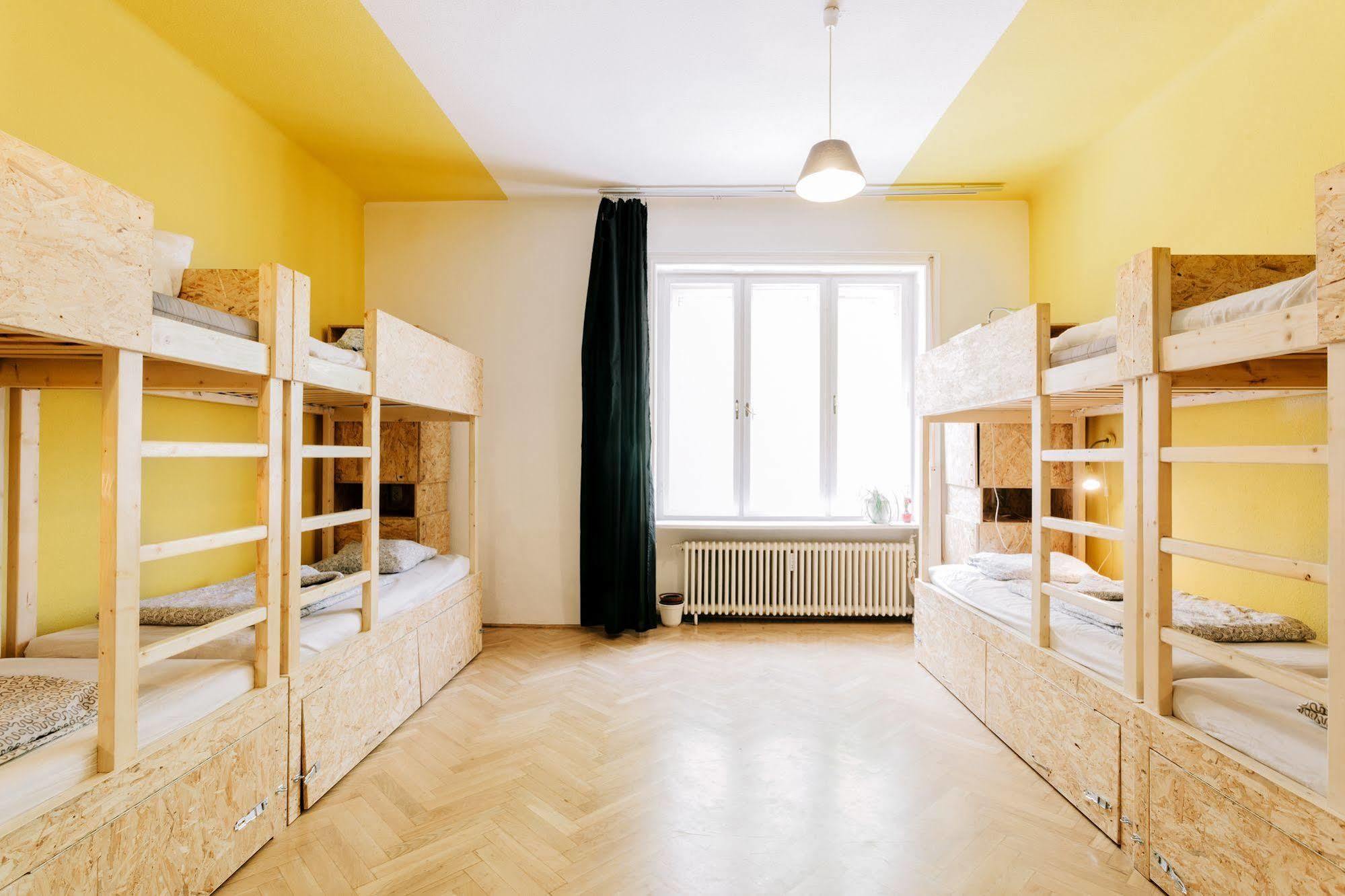 Homeplus Hostel Budapest Ngoại thất bức ảnh